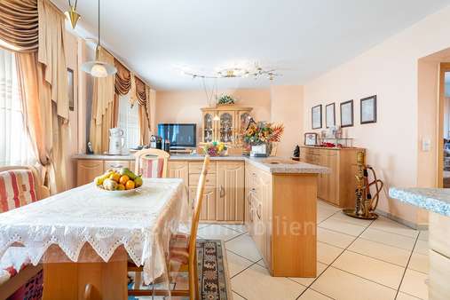 Esszimmer - Etagenwohnung in 51063 Köln mit 78m² kaufen