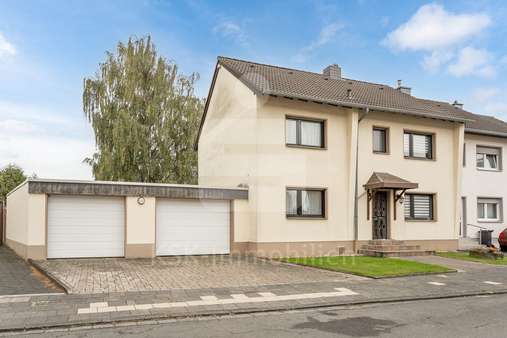 Außenansicht - Einfamilienhaus in 50127 Bergheim mit 125m² kaufen