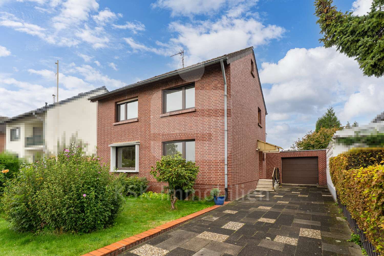 Außenaufnahme - Einfamilienhaus in 50189 Elsdorf mit 133m² kaufen