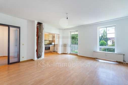 Wohnzimmer - Erdgeschosswohnung in 51427 Bergisch Gladbach / Refrath mit 64m² kaufen