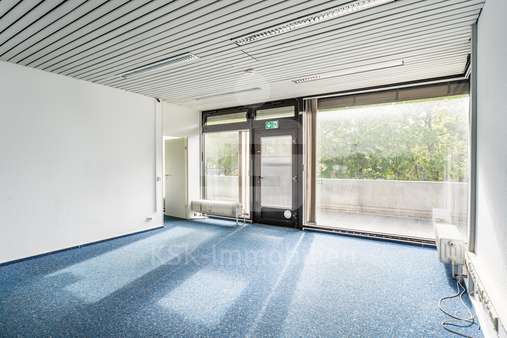 Zimmer - Bürofläche in 50939 Köln mit 0m² kaufen