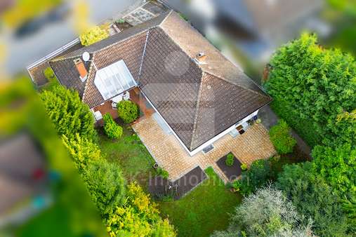 Drohnenansicht - Bungalow in 53229 Bonn mit 158m² kaufen