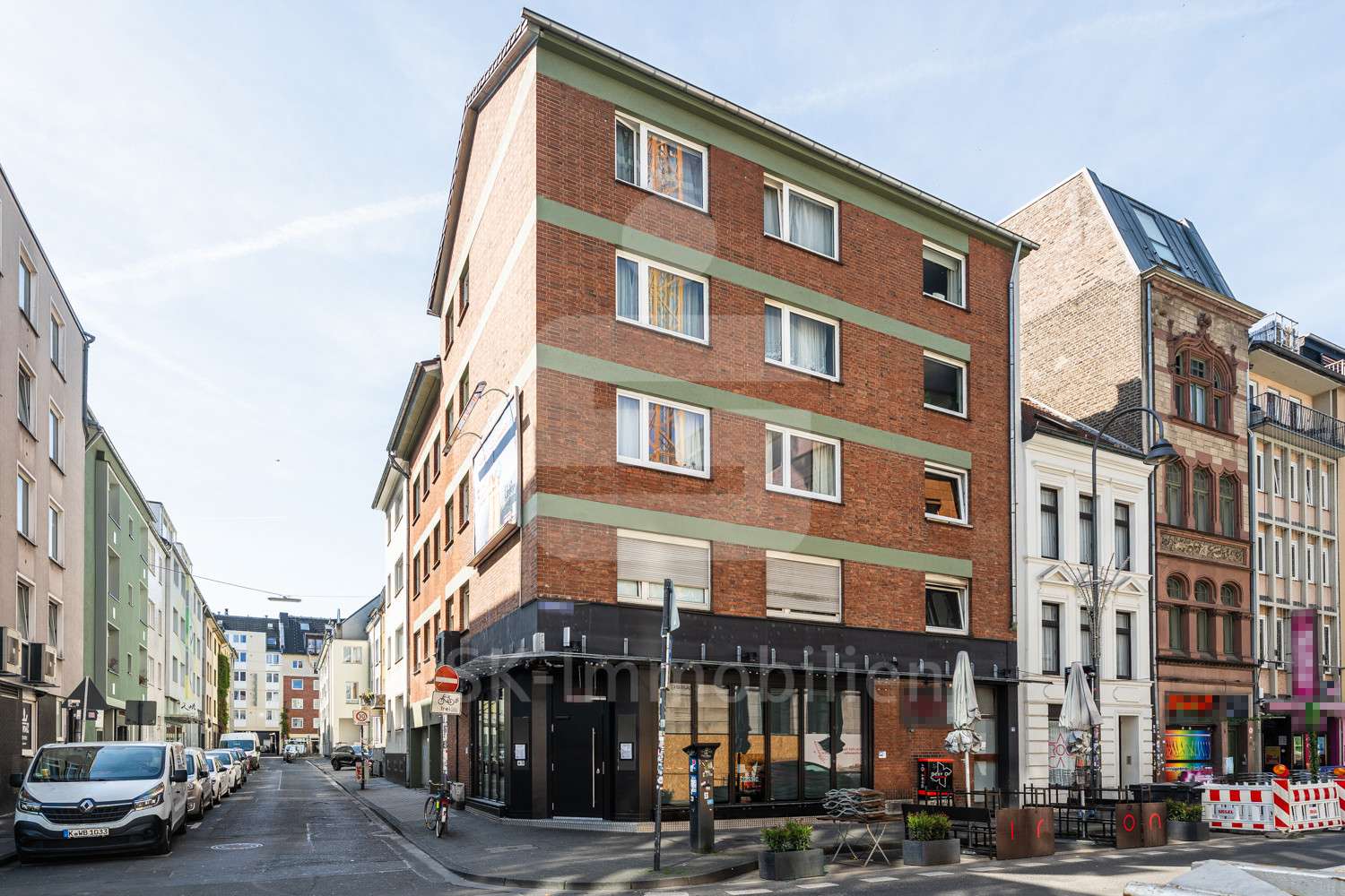 Außenaufnahme - Haus in 50676 Köln mit 535m² als Kapitalanlage kaufen