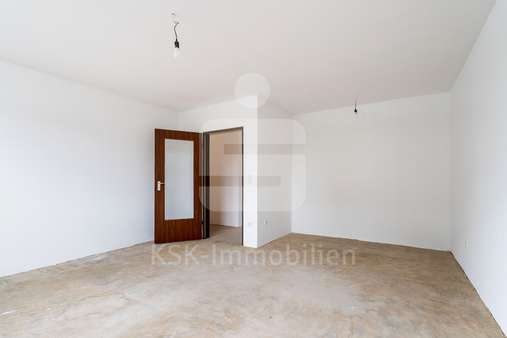 Wohnzimmer Wohnzimmer - Etagenwohnung in 42857 Remscheid mit 73m² kaufen