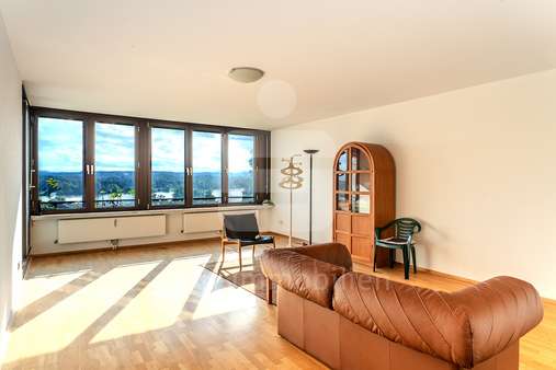 Wohnzimmer Wohnzimmer - Etagenwohnung in 53117 Bonn mit 104m² kaufen