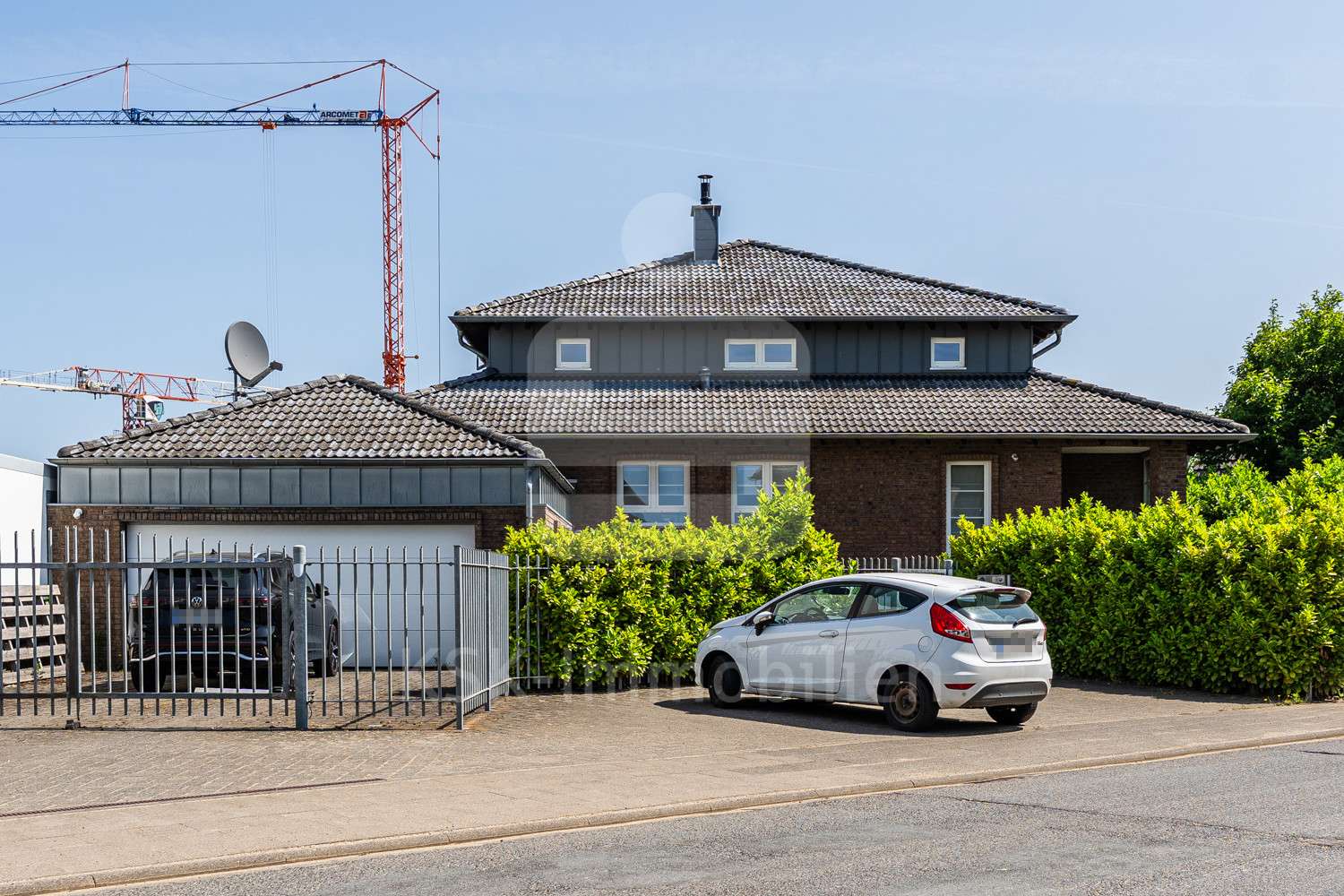 Außenaufnahme - Einfamilienhaus in 50189 Elsdorf mit 255m² kaufen