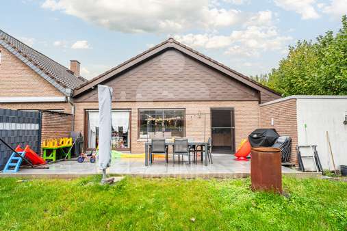 Rückaufnahme - Bungalow in 50126 Bergheim mit 84m² kaufen