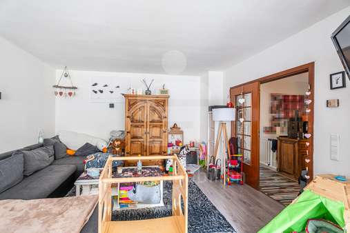 Wohnzimmer  - Bungalow in 50126 Bergheim mit 84m² kaufen