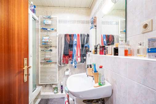 Badezimmer - Etagenwohnung in 53757 Sankt Augustin / Menden (Rheinland) mit 42m² kaufen