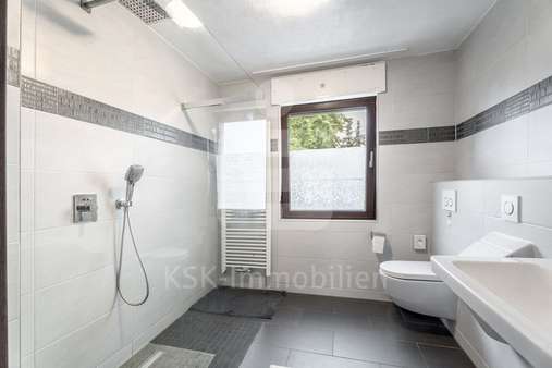 Bad Obergeschoss Bad Obergeschoss - Einfamilienhaus in 52353 Düren mit 114m² kaufen