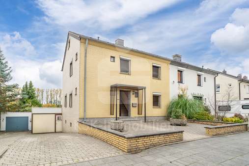 Außenansicht  - Doppelhaushälfte in 52428 Jülich / Stetternich mit 103m² kaufen