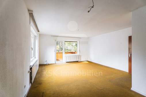 Wohnzimmer - Etagenwohnung in 53639 Königswinter mit 87m² kaufen