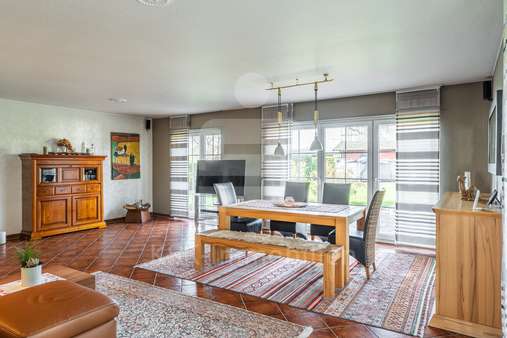 Wohnzimmer Erdgeschoss  - Einfamilienhaus in 53639 Königswinter / Berghausen mit 191m² kaufen