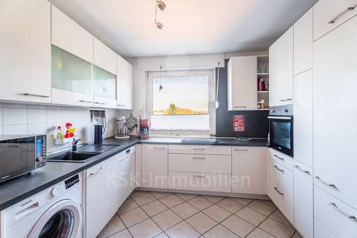 Küche - Etagenwohnung in 51427 Bergisch Gladbach mit 97m² kaufen