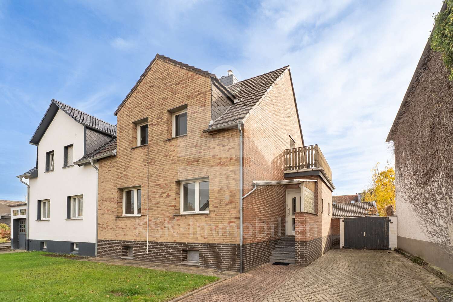 Außenansicht - Doppelhaushälfte in 52353 Düren mit 125m² kaufen