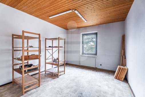 OG Zimmer  - Zweifamilienhaus in 50354 Hürth mit 157m² kaufen