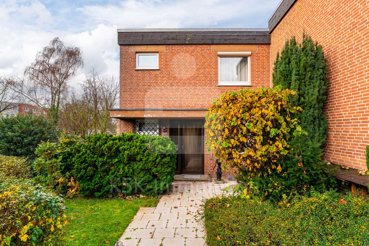 Außenansicht Außenansicht - Einfamilienhaus in 53913 Swisttal mit 112m² kaufen