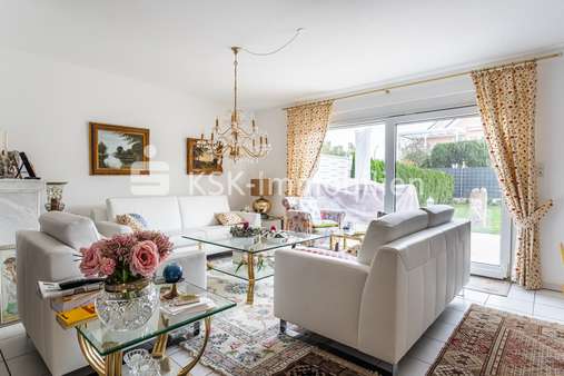 Wohnzimmer Erdgeschoss Wohnzimmer Erdgeschoss - Reihenendhaus in 53332 Bornheim mit 147m² kaufen