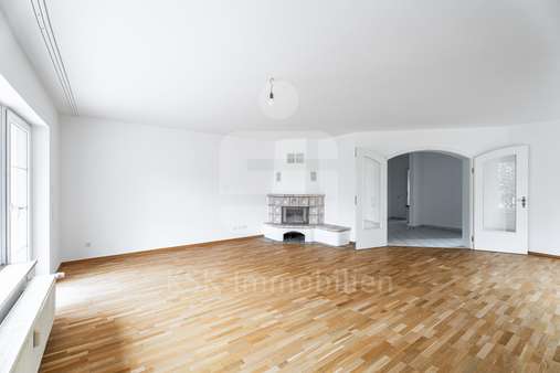 Wohnzimmer Erdgeschoss - Zweifamilienhaus in 50769 Köln / Roggendorf/Thenhoven mit 305m² kaufen