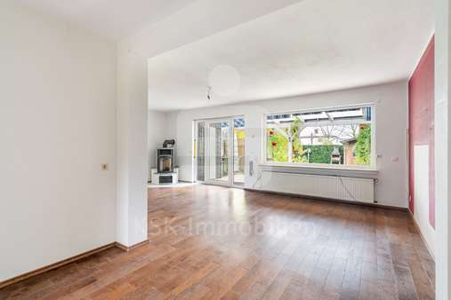 Wohnzimmer Erdgeschoss - Reihenmittelhaus in 51469 Bergisch Gladbach mit 123m² kaufen