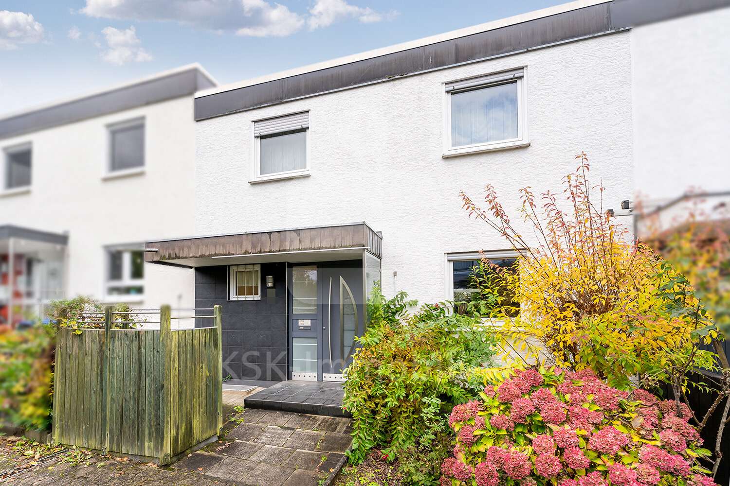 Vorderansicht - Reihenmittelhaus in 51469 Bergisch Gladbach mit 123m² kaufen