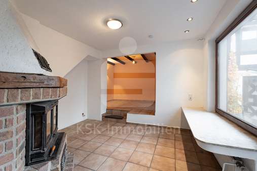 Wohnbereich  - Einfamilienhaus in 53332 Bornheim mit 130m² kaufen