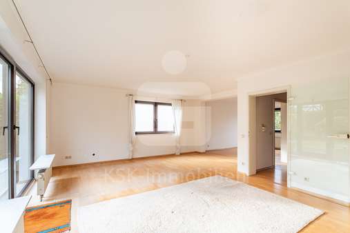 Wohn- und Esszimmer Erdgeschoss - Doppelhaushälfte in 53343 Wachtberg / Niederbachem mit 124m² kaufen
