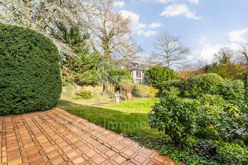 Terrasse - Doppelhaushälfte in 50931 Köln mit 219m² kaufen