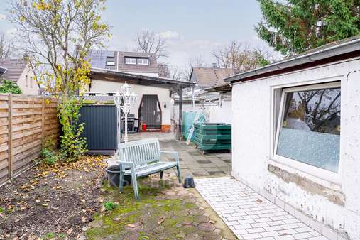 Rückansicht Rückansicht - Doppelhaushälfte in 41539 Dormagen mit 154m² kaufen