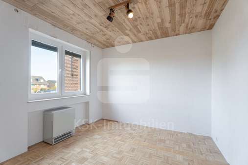 Zimmer Obergeschoss Zimmer Obergeschoss - Reihenendhaus in 50259 Pulheim mit 91m² kaufen
