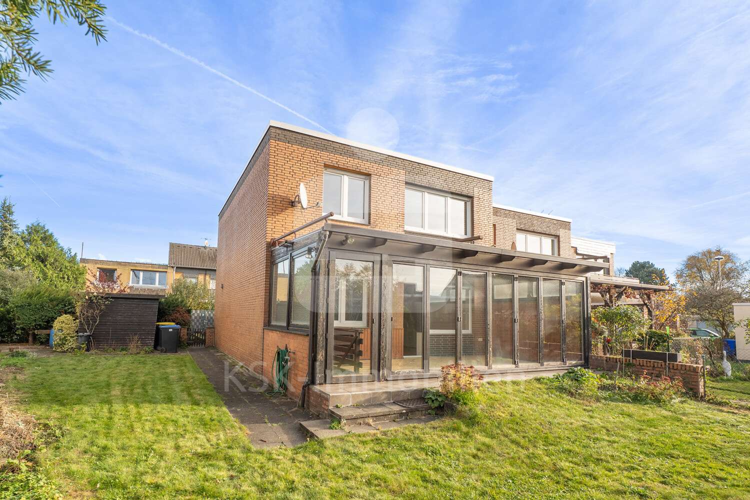 Rückansicht Rückansicht - Reihenendhaus in 50259 Pulheim mit 91m² kaufen