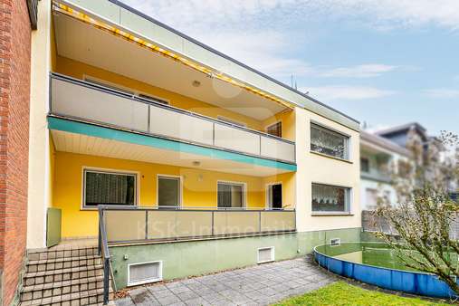 Rückansicht Rückansicht - Bungalow in 51429 Bergisch Gladbach / Herkenrath mit 161m² kaufen