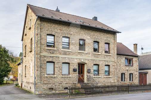 Außenaufnahme - Wohn- / Geschäftshaus in 51491 Overath mit 328m² als Kapitalanlage kaufen