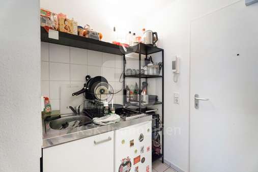 Flur und Küchennische - Appartement in 50667 Köln mit 26m² kaufen