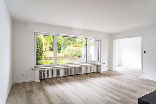 Wohnzimmer Erdgeschoss - Mehrfamilienhaus in 50321 Brühl mit 276m² kaufen