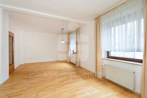 Wohnzimmer Erdgeschoss - Doppelhaushälfte in 51427 Bergisch Gladbach mit 118m² kaufen