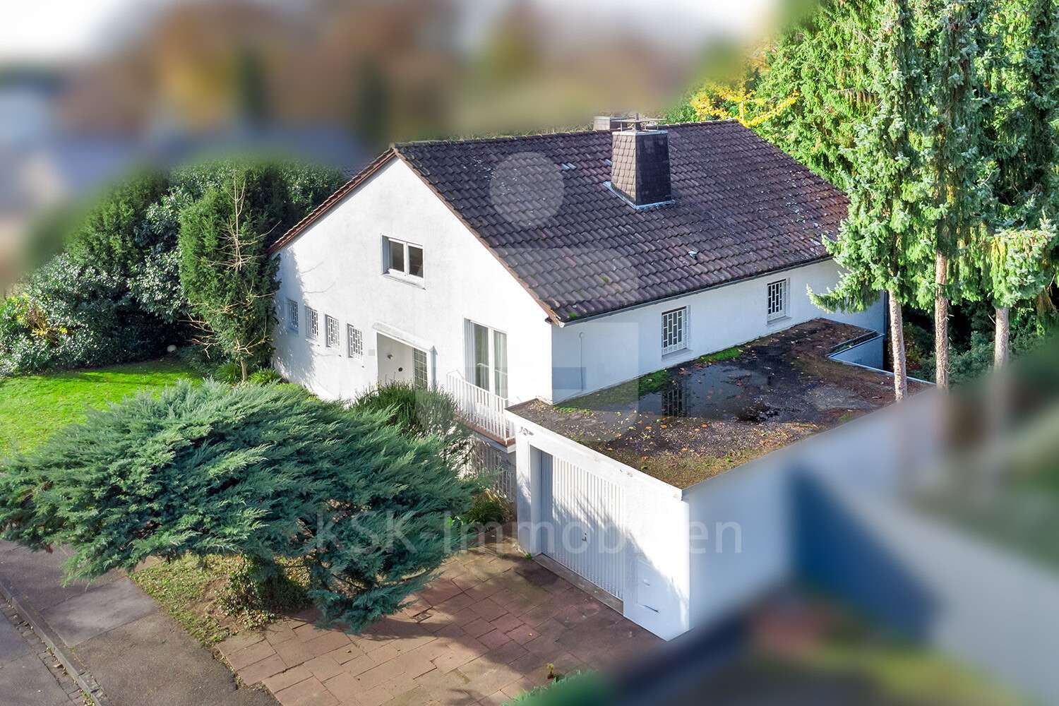 Drohnenansicht - Einfamilienhaus in 51467 Bergisch Gladbach mit 129m² kaufen