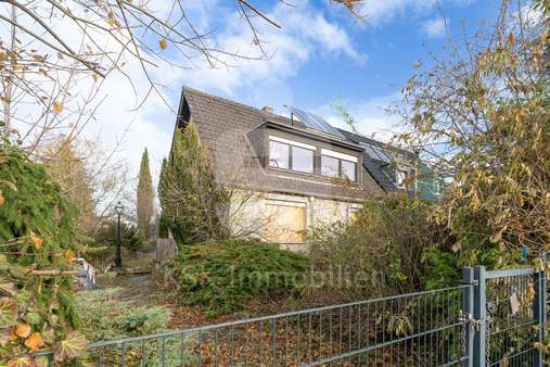 Außenansicht Außenansicht - Doppelhaushälfte in 53913 Swisttal mit 100m² kaufen