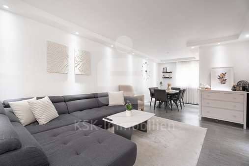 Wohn- und Esszimmer  - Erdgeschosswohnung in 50321 Brühl mit 78m² kaufen