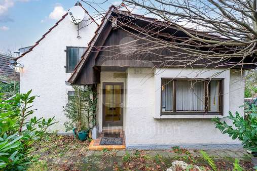 Außenansicht - Doppelhaushälfte in 51465 Bergisch Gladbach mit 95m² kaufen