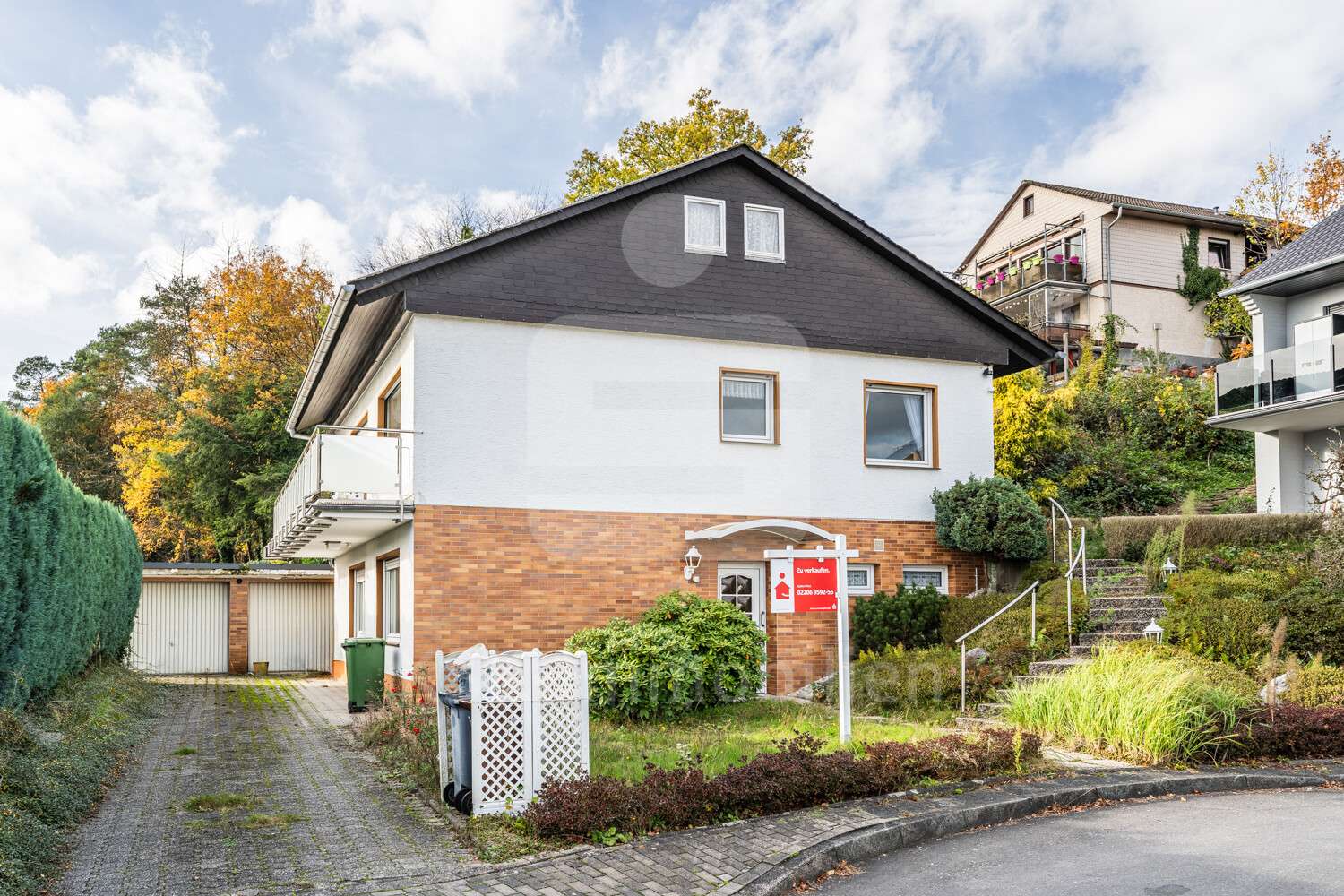 Straßenansicht - Einfamilienhaus in 51491 Overath mit 127m² kaufen