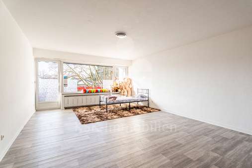 Wohnzimmer - Etagenwohnung in 53757 Sankt Augustin mit 73m² kaufen