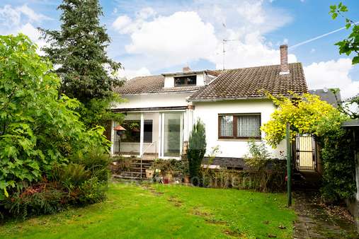 Außenansicht - Einfamilienhaus in 53332 Bornheim mit 112m² kaufen