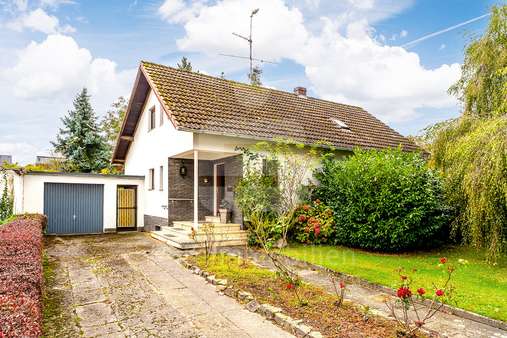 Außenansicht - Einfamilienhaus in 53332 Bornheim mit 112m² kaufen