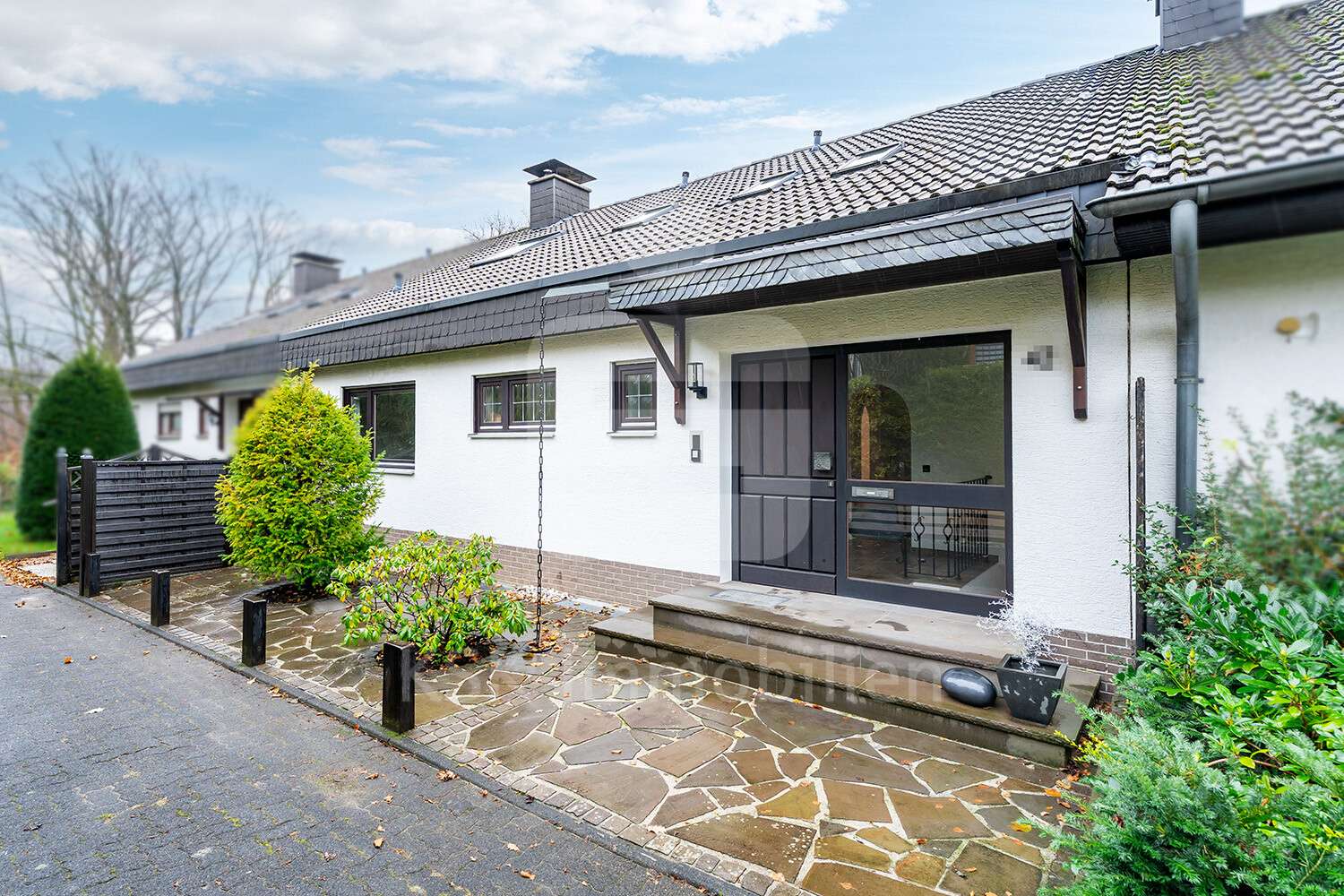 Außenansicht - Reihenmittelhaus in 51766 Engelskirchen mit 209m² kaufen