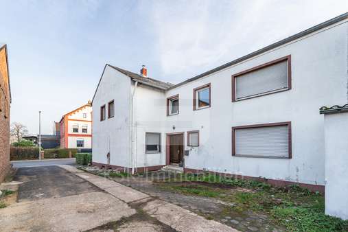 Seitenanischt - Zweifamilienhaus in 50374 Erftstadt / Konradsheim mit 130m² kaufen