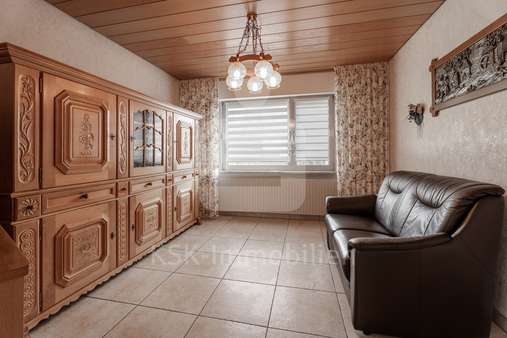 Wohnzimmer - Doppelhaushälfte in 50127 Bergheim mit 90m² kaufen