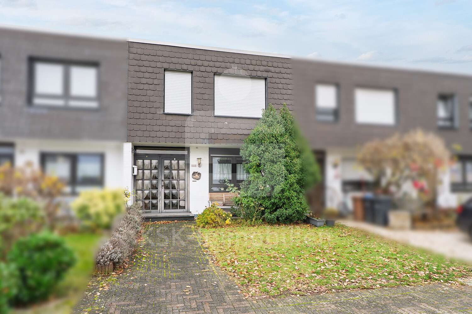 Außenansicht - Reihenmittelhaus in 50226 Frechen mit 105m² kaufen