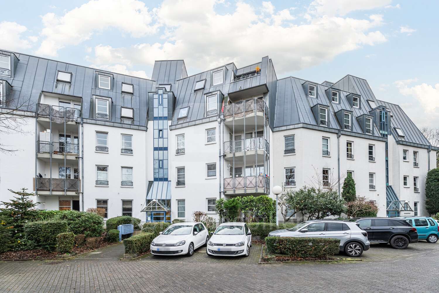 Außenaufnahme Außenaufnahme - Etagenwohnung in 50226 Frechen mit 46m² kaufen