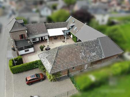 95475 Außenansicht Luftansicht - Wohn- / Geschäftshaus in 50189 Elsdorf mit 100m² als Kapitalanlage kaufen